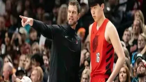 国足后防线受损严重，蒋光太离场林良铭被红牌，下半场能否实现零封？